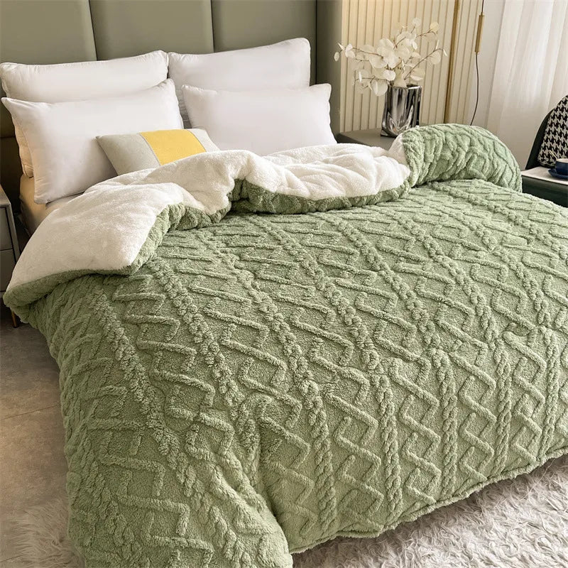 Double Quilted Plush Quilt Thickened For Warmth