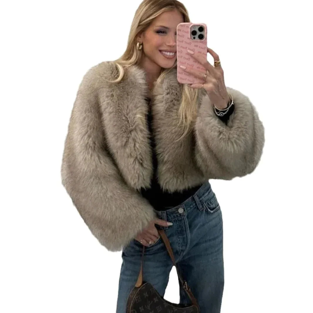 Short Tokas Fur Coat