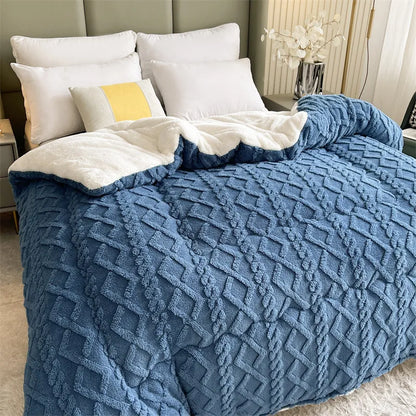 Double Quilted Plush Quilt Thickened For Warmth