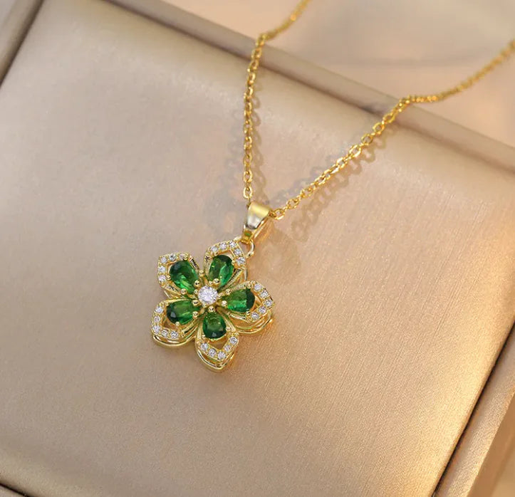 Fashion Rotating Bauhinia Zircon Necklace